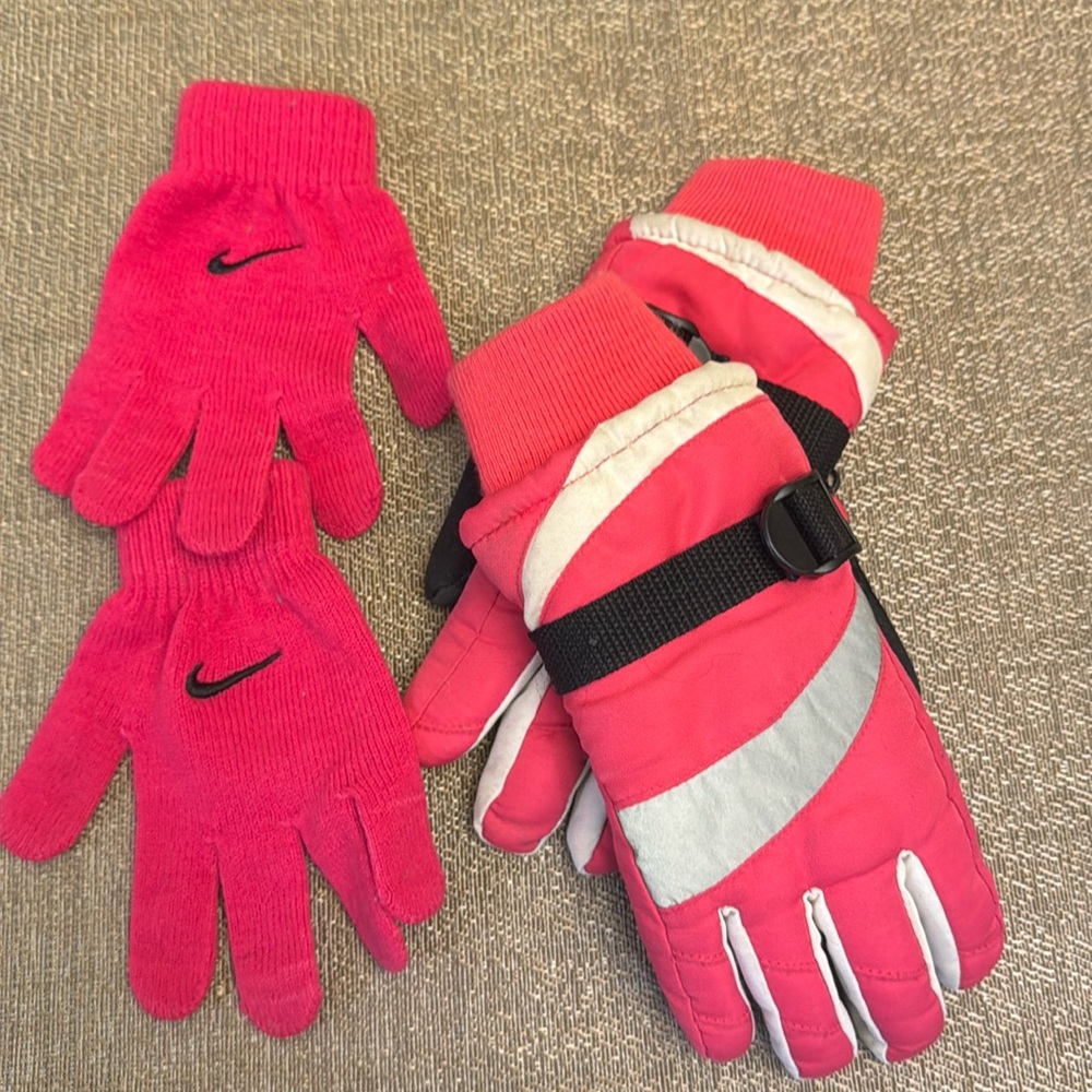 Two pairs of kid’s gloves